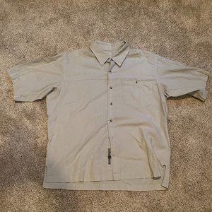 Mountain Hardware Short Sleeve Button Down Shirt